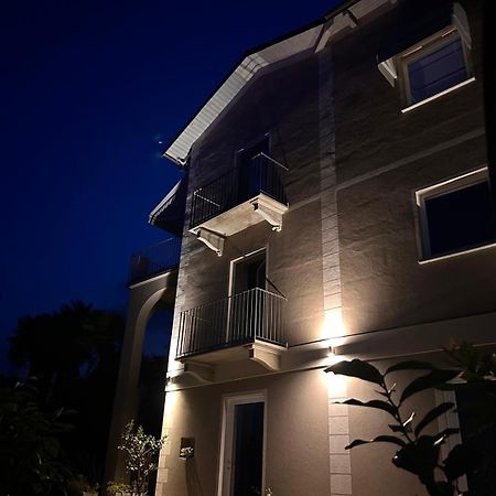 B&B Villa Antilia Busca Екстериор снимка